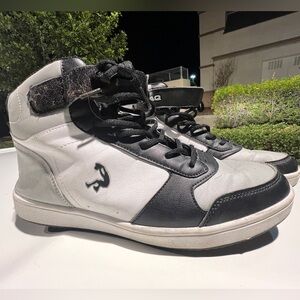 Excellent Condition Shaq Black and White Mid High Sneakers